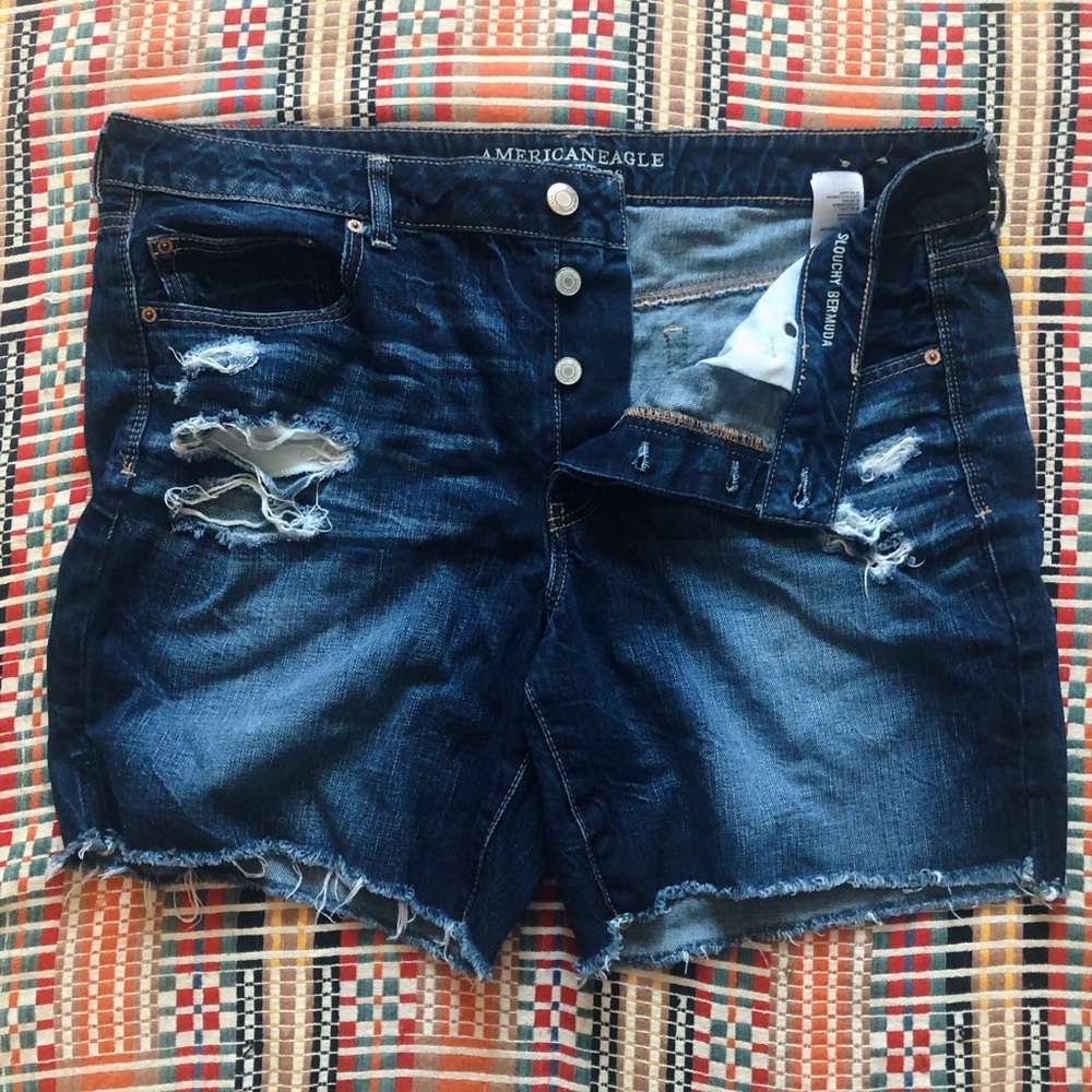 American Eagle Shorts Size 18